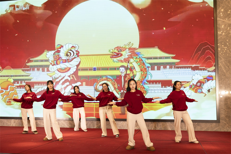 聚巳向新 銳勢前行-科強(qiáng)年會盛典暨表彰大會13